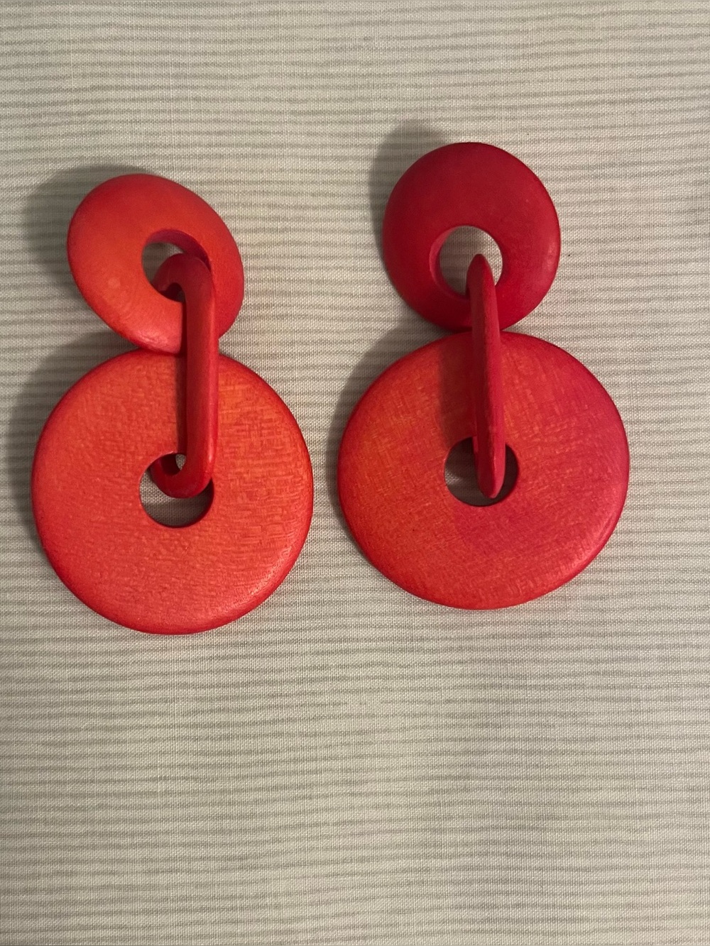 Bold Red Double-Disc Drop pierced Earrings - wood 90’s vintage